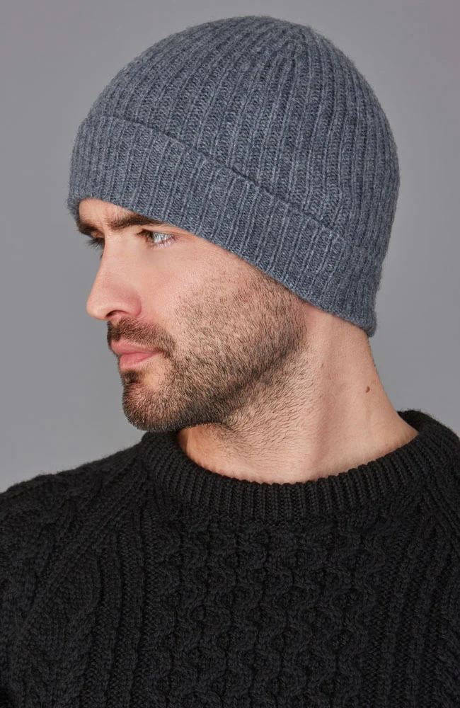 Gerippte Beanie-Mütze aus 100 % Kaschmir