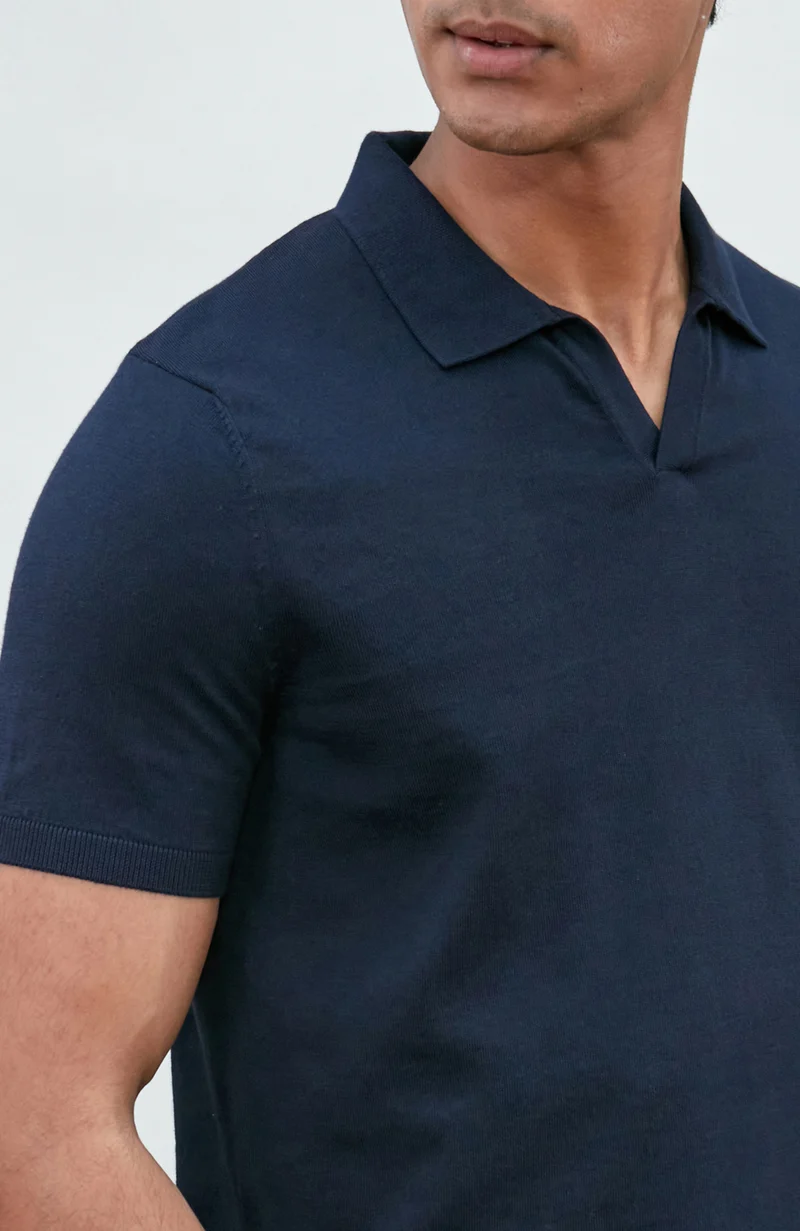 Herren-Poloshirt aus 100 % ultrafeiner Baumwolle ohne Knöpfe