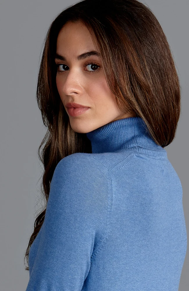Damen-Rollkragenpullover aus ultrafeiner Baumwolle mit langen Ärmeln