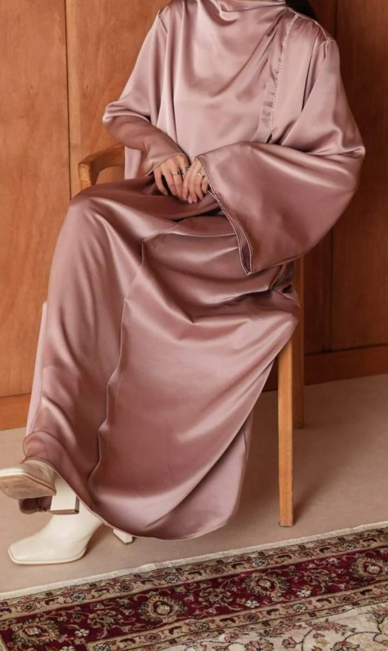 Abaya Najmaa Satin
