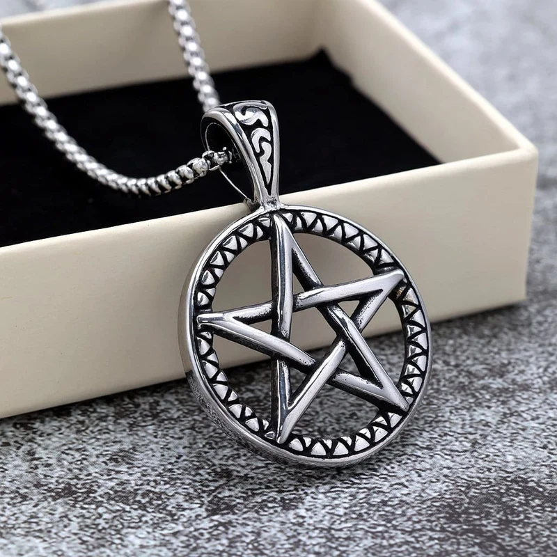 Punk-Halskette mit Pentagramm und Aussparungen für Herren