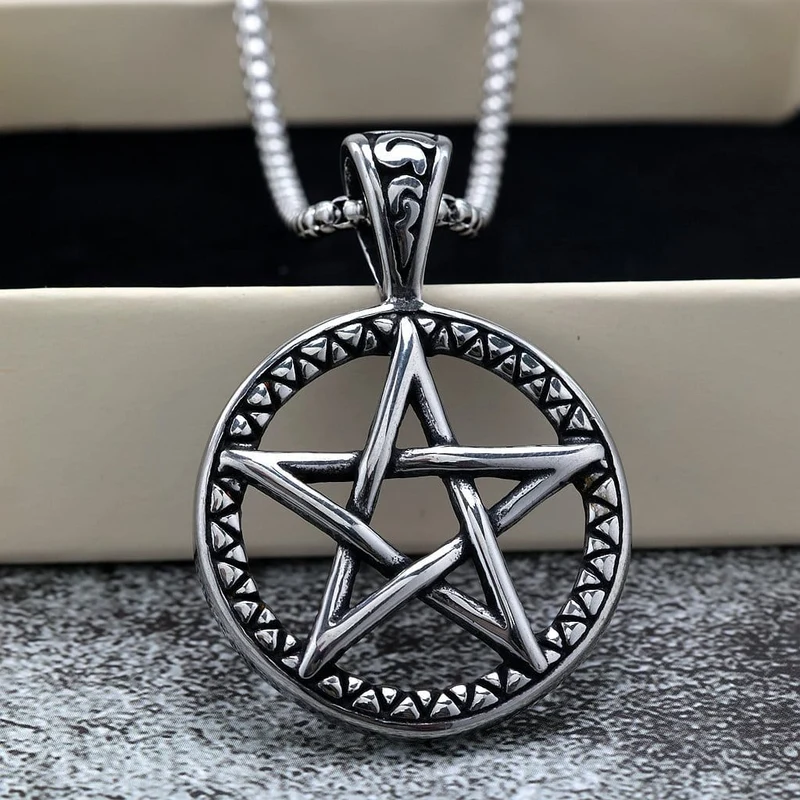 Punk-Halskette mit Pentagramm und Aussparungen für Herren