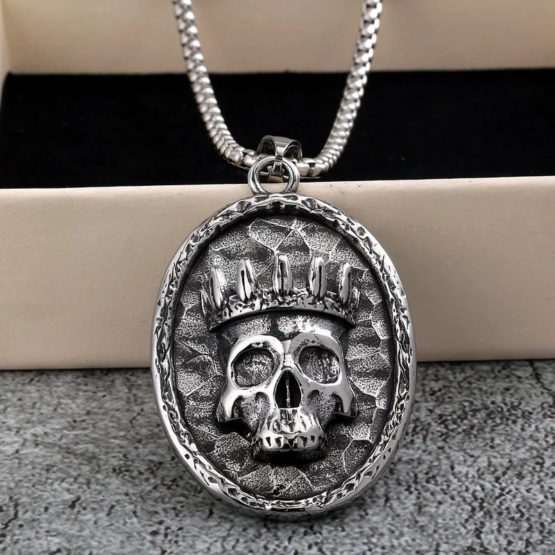 Punk-Halskette mit asymmetrischer Totenkopfkrone für Herren