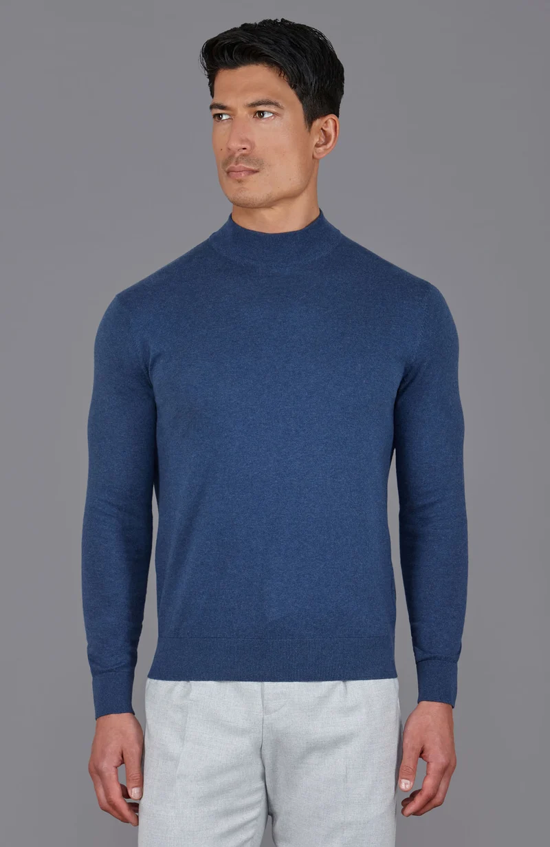 Herrenpullover aus 100 % ultrafeiner Baumwolle mit Stehkragen