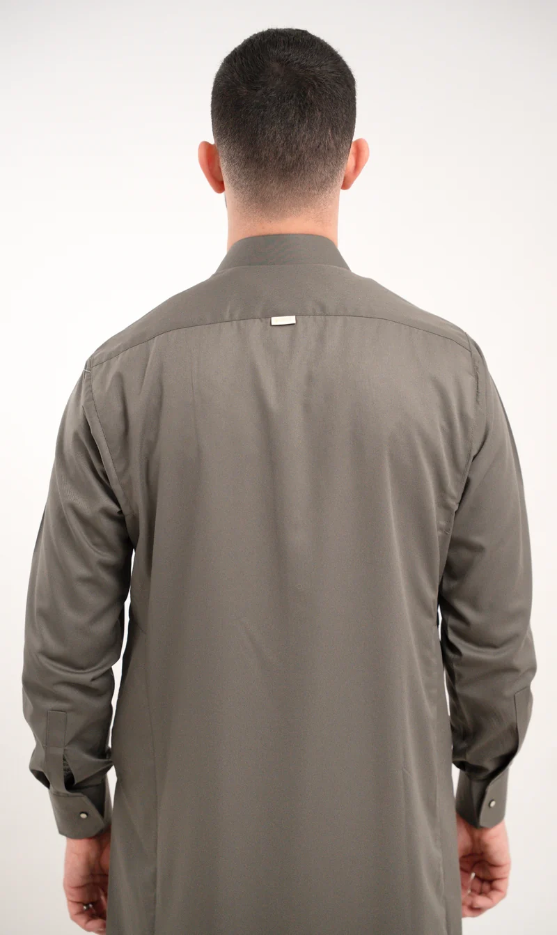 Chino Saudi Qamis - Dunkelgrau
