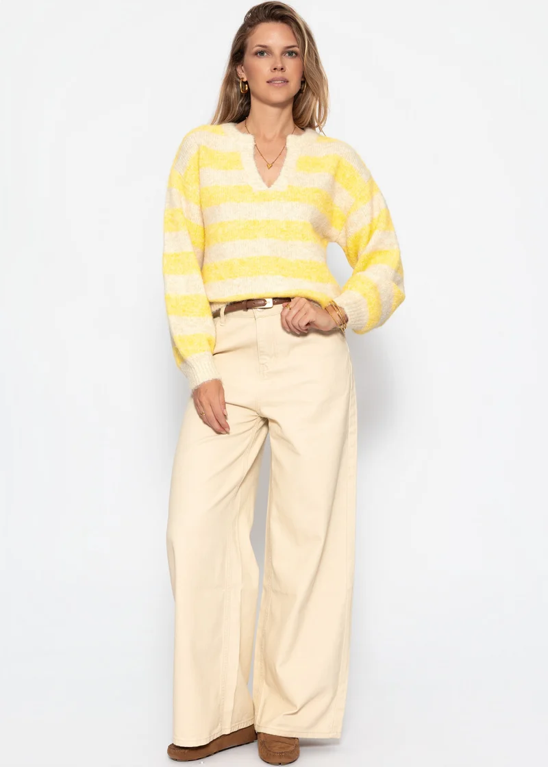 Gestreifter Pullover mit Blende - gelb-beige