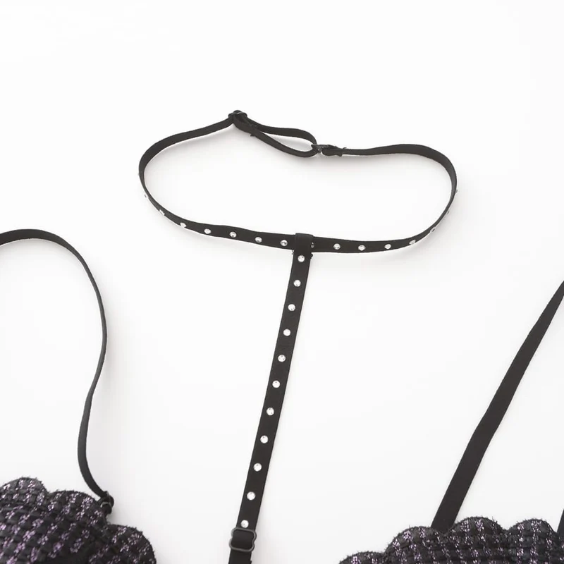 Gothic-Dessous-Set für Damen mit Herzstickerei aus Mesh