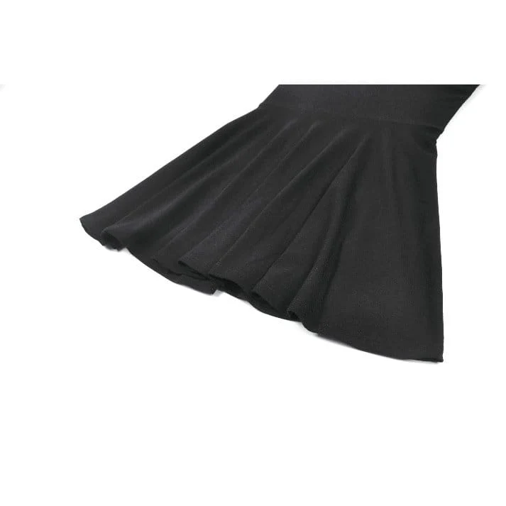 Punk-Slipkleid für Damen mit gekreuzten Trägern und Cut-outs