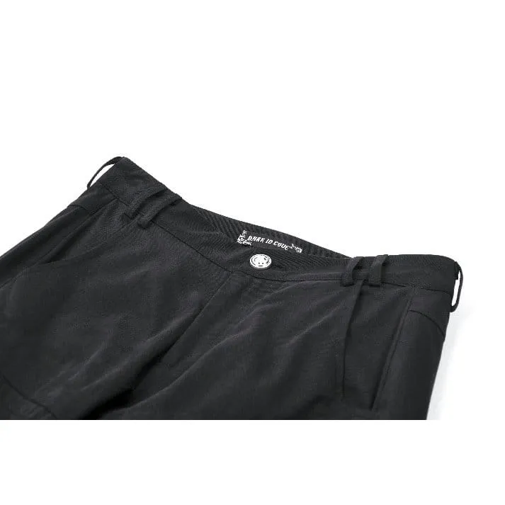 Punk-Damenhose mit Ösen, großer Tasche und Reißverschluss