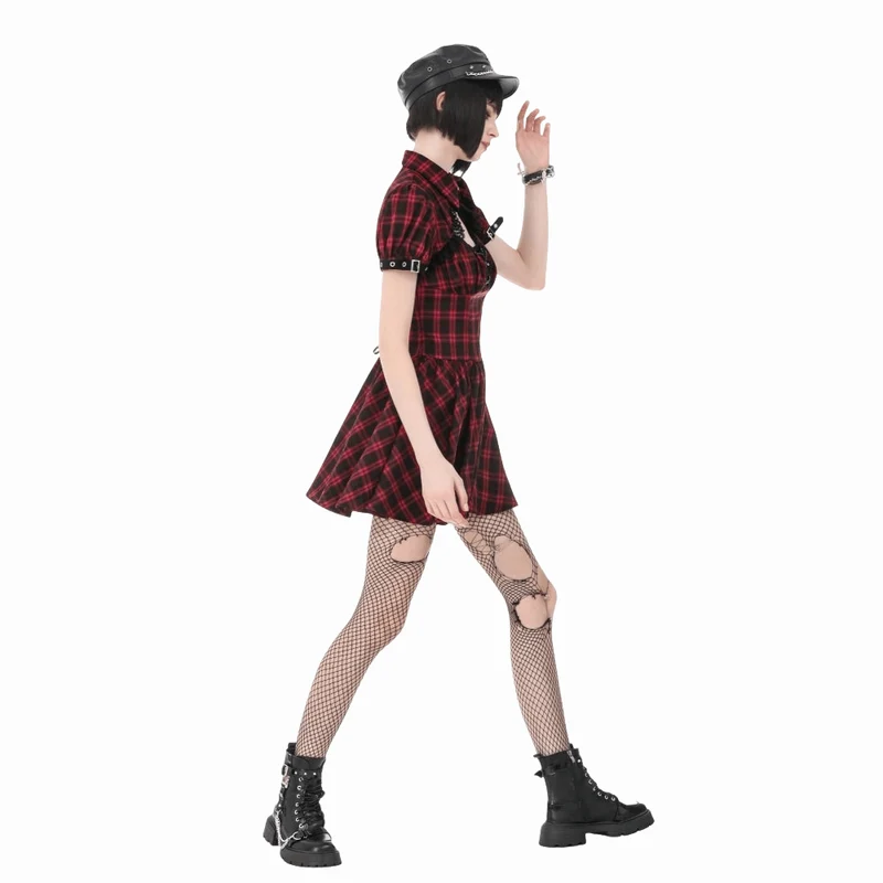 Punk-Kleid für Damen mit Cut-outs, Umlegekragen, Karomuster und kurzen Ärmeln