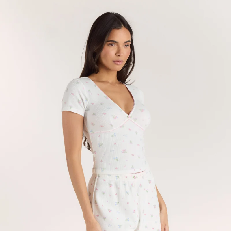 Gerippter, Kurzärmeliger Pyjama Top - Florales Weiß