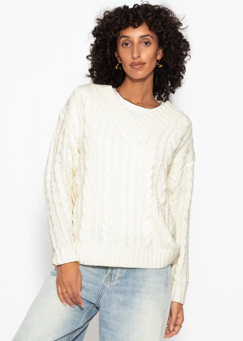 Zopfstrickpullover mit V-Ausschnitt - offwhite