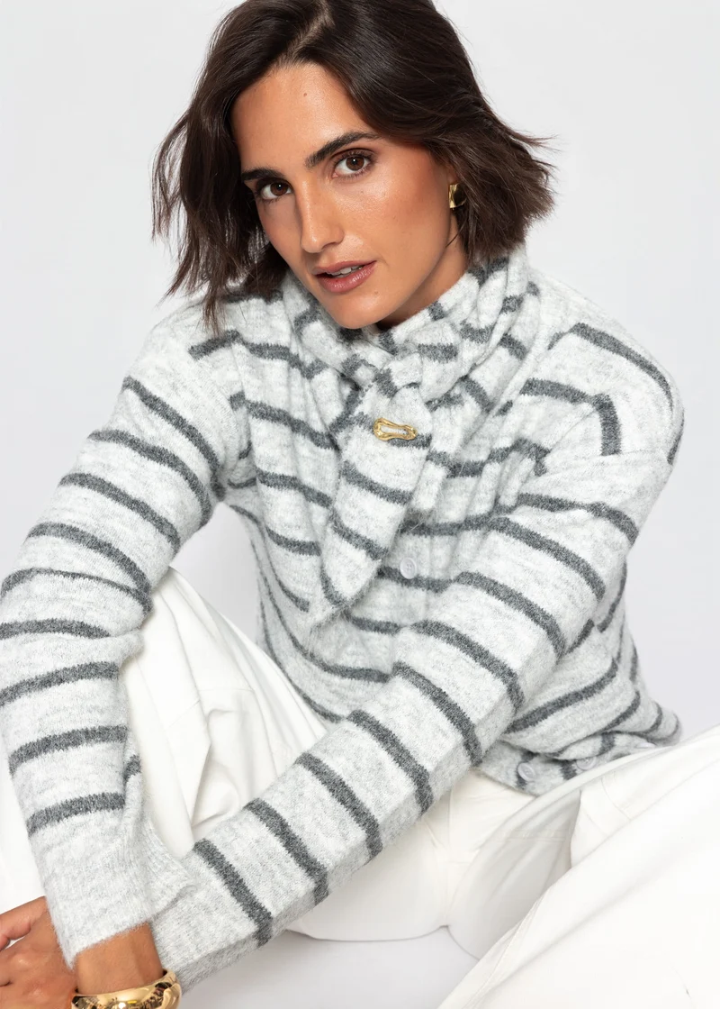 Gestreifter Cardigan mit Schal - grau
