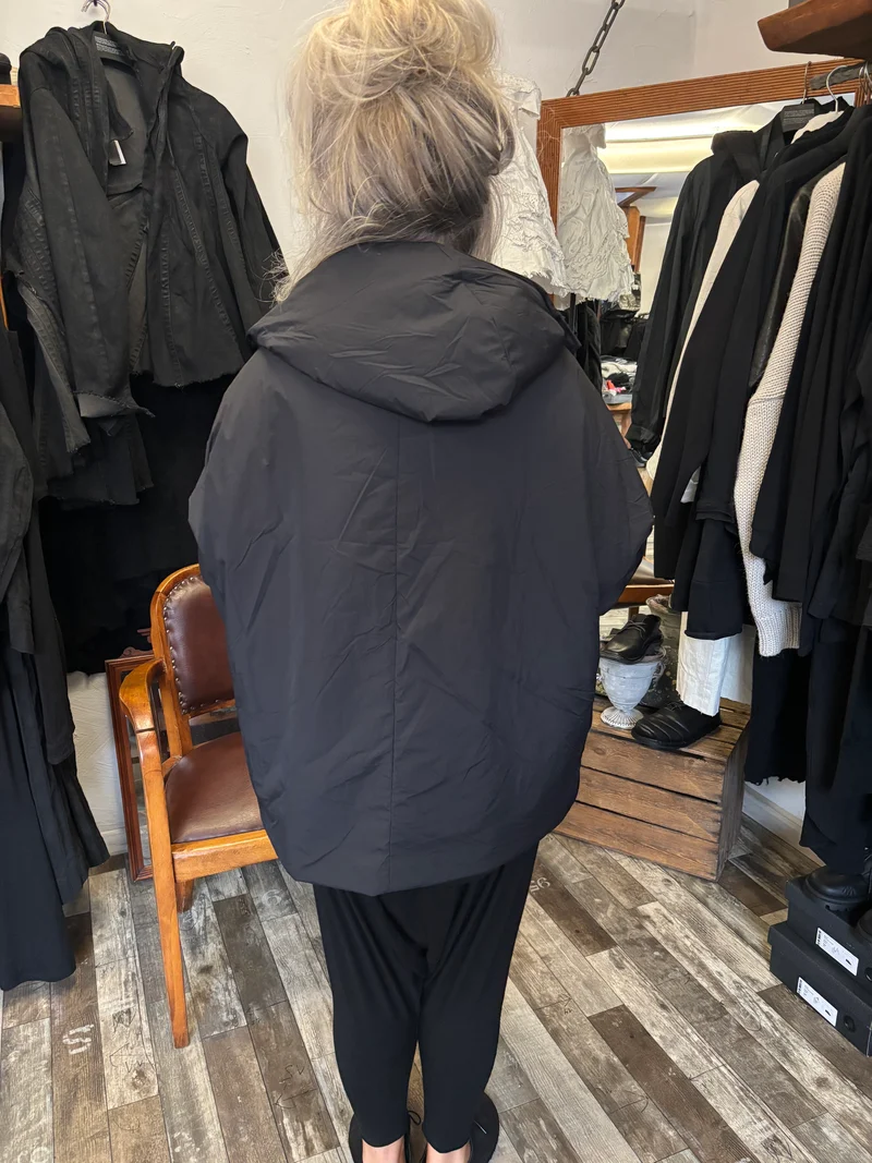 Sanctamuerte leichte Winterjacke