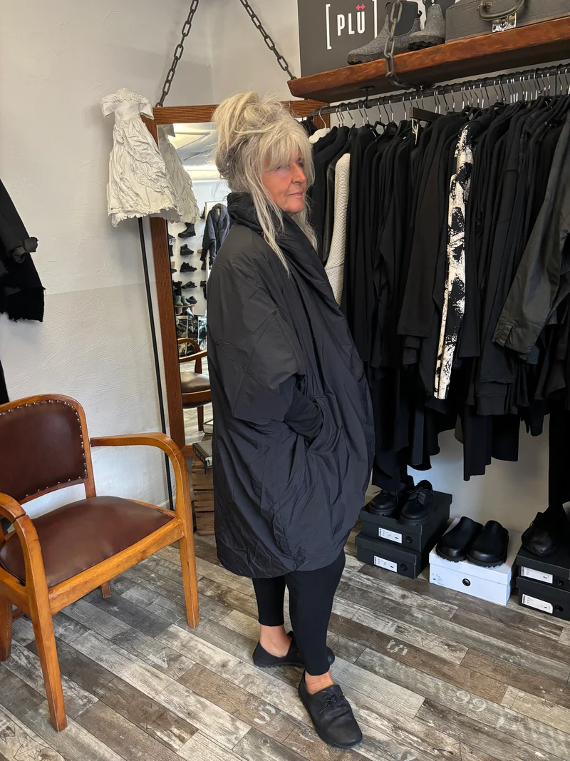 Sanctamuerte Oversize Winterjacke