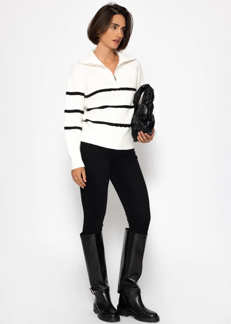 Pullover mit Reißverschluss am Kragen - offwhite