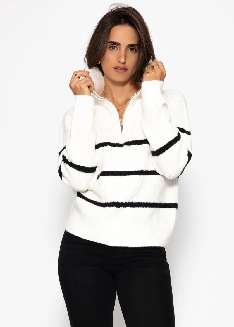 Pullover mit Reißverschluss am Kragen - offwhite
