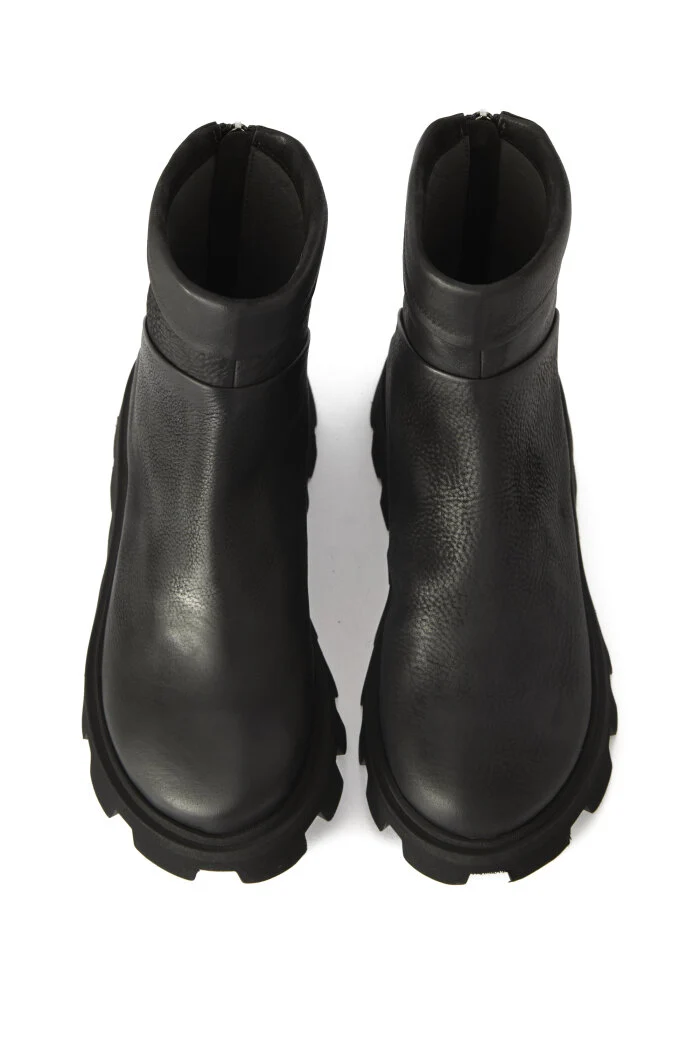 Lofina Boots
