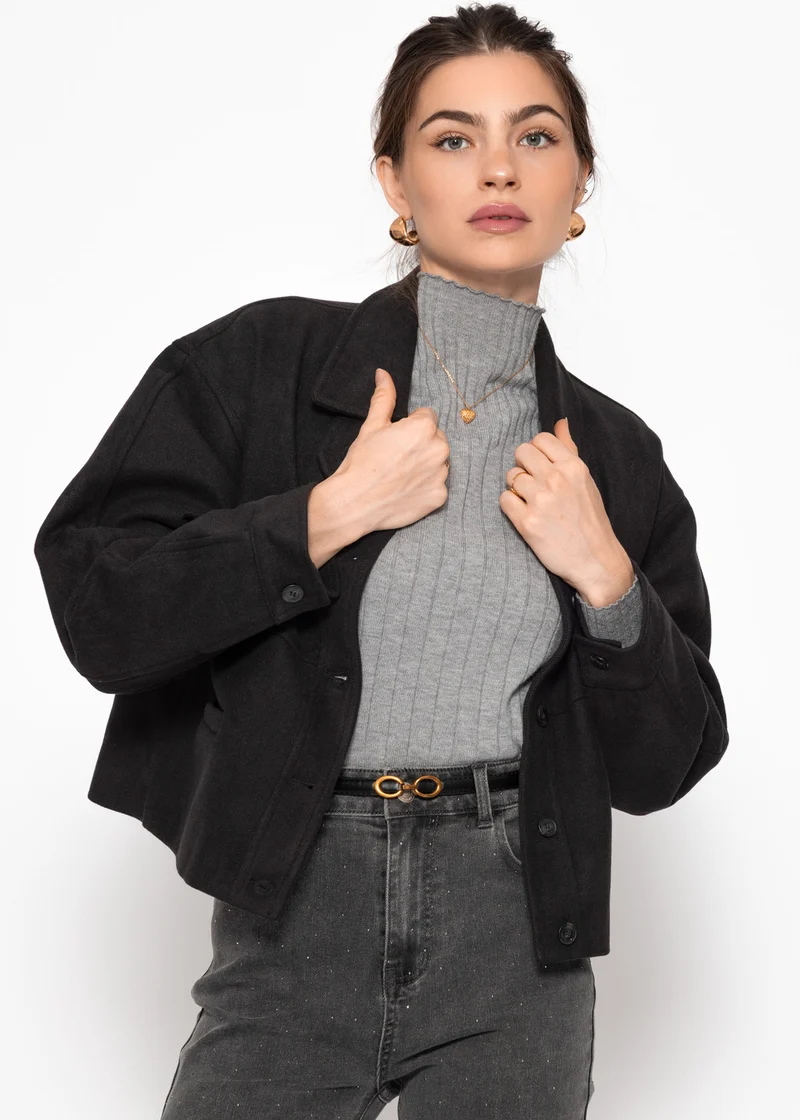 Kurze Jacke mit Innenfutter - schwarz