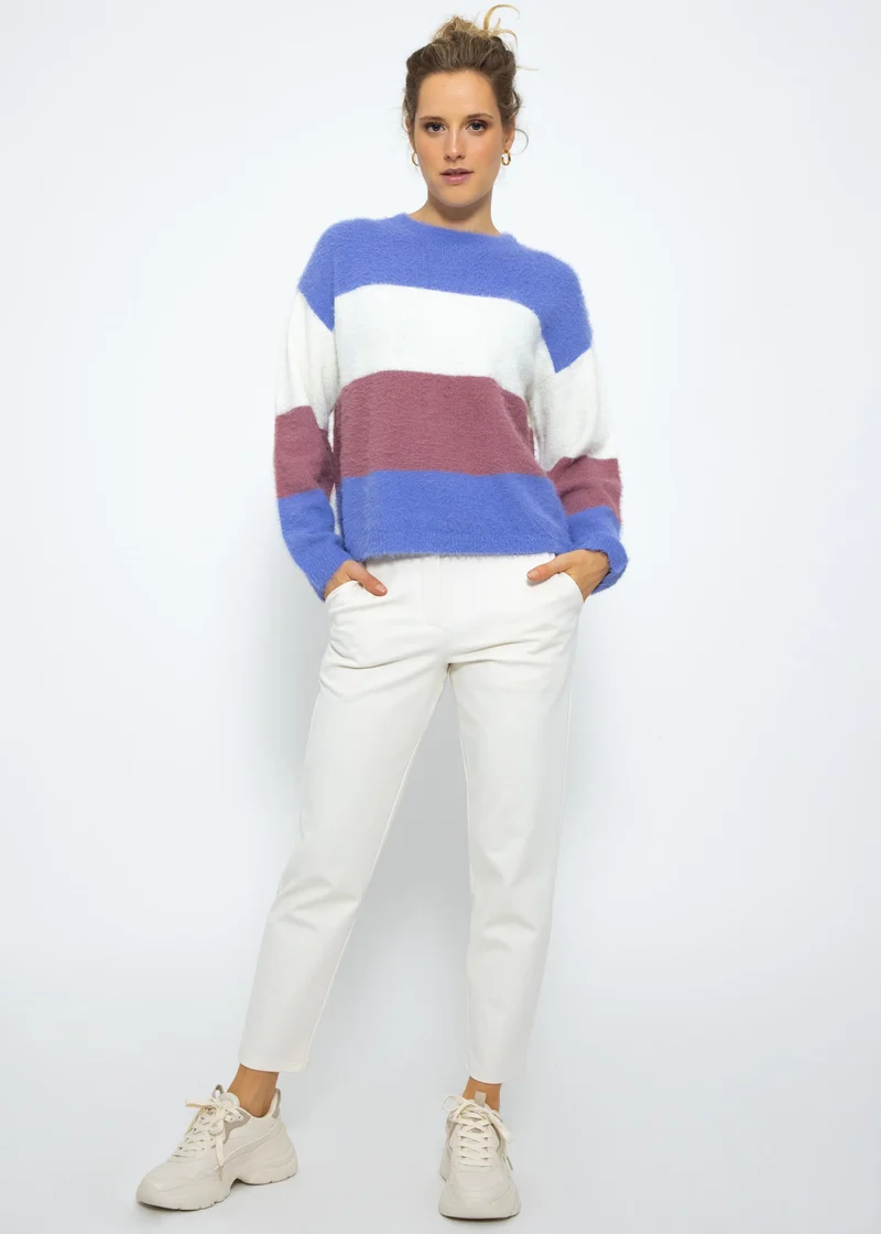 Flauschiger Pullover mit Blockstreifen - lila-offwhite-mauve