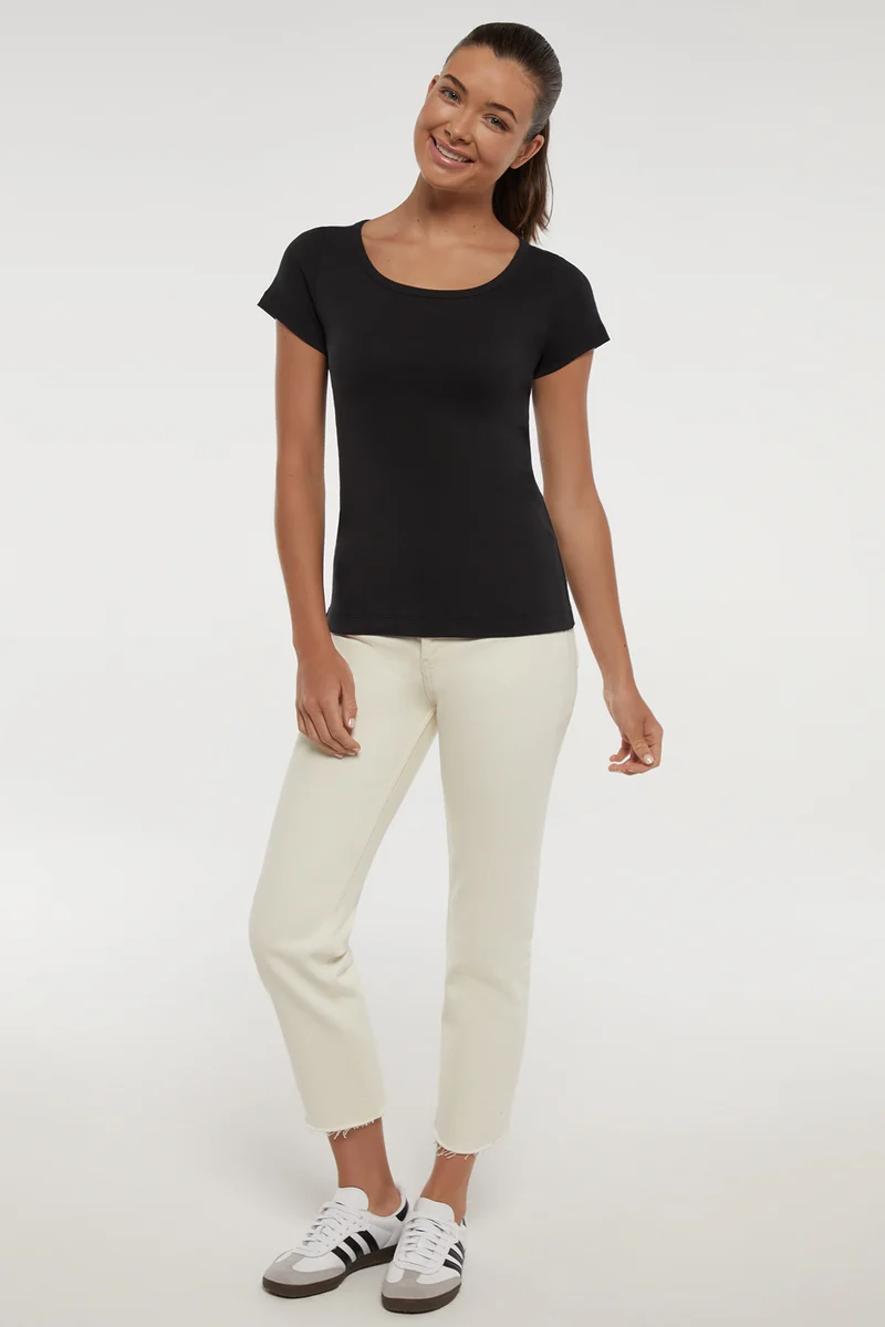 Short Sleeve Round Neck Tee | Black