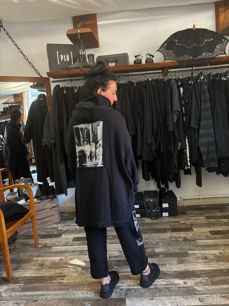 Studio b3 Hoodie Ovina