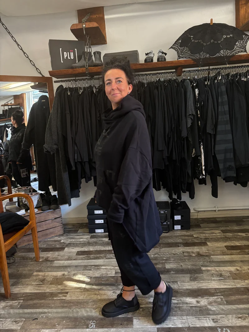 Studio b3 Hoodie Ovina