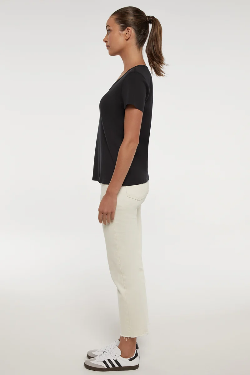 V-Neck Short Sleeve Tee | Black