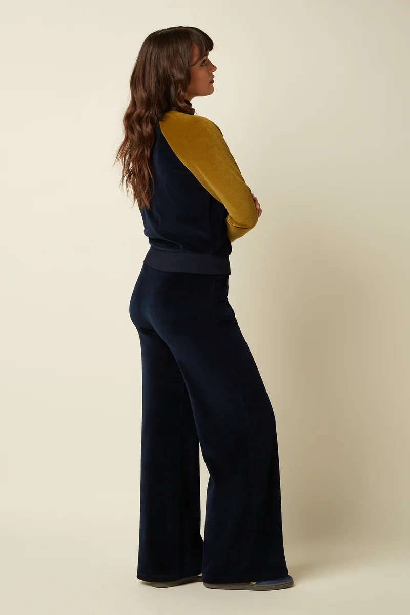 Lila Coljack Baton Velvet