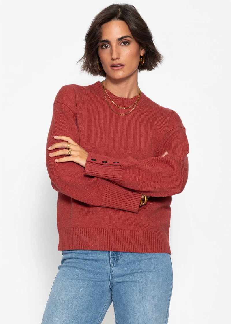 Strickpullover mit Knopfdetail - rostrot