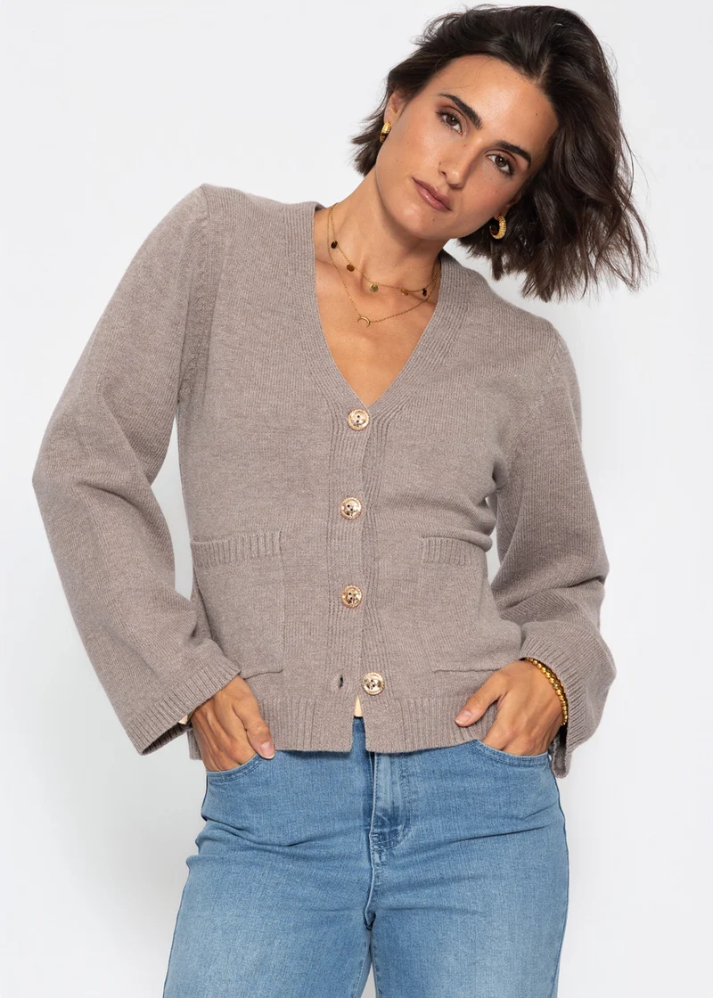 Strickjacke mit V-Ausschnitt und Goldknöpfen - taupe