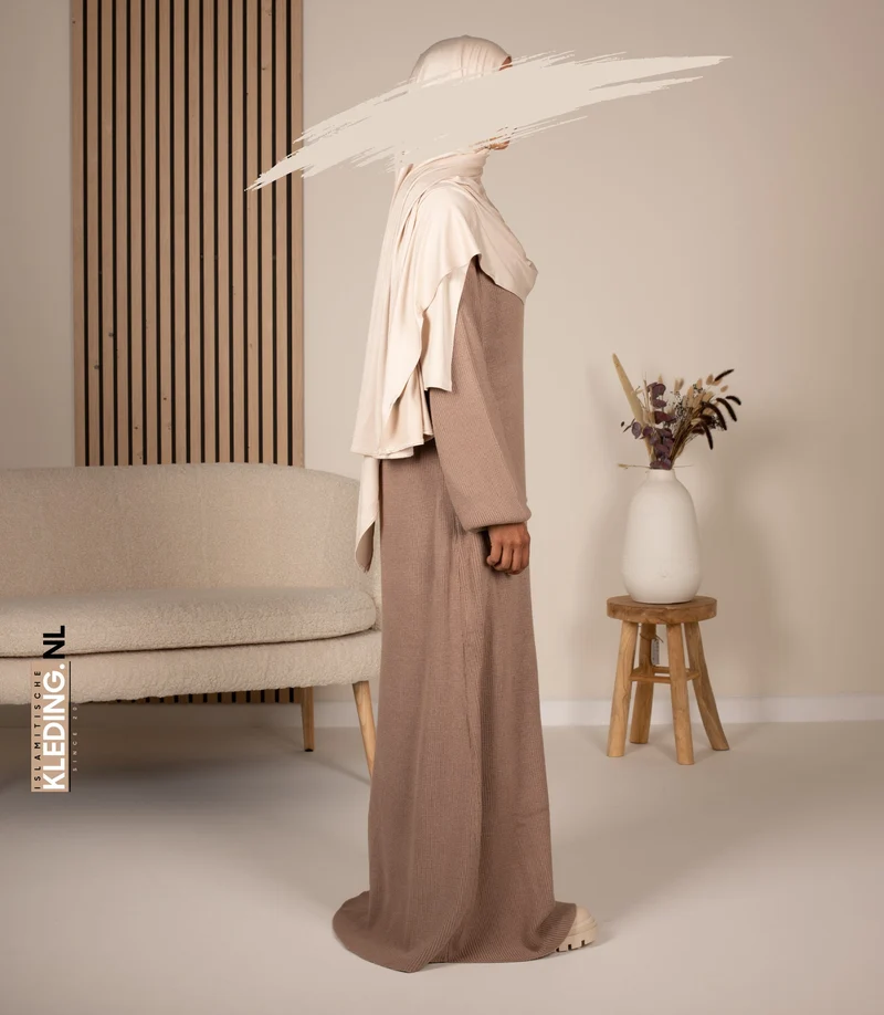 Yadamah Strickkleid