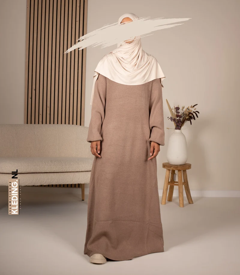Yadamah Strickkleid