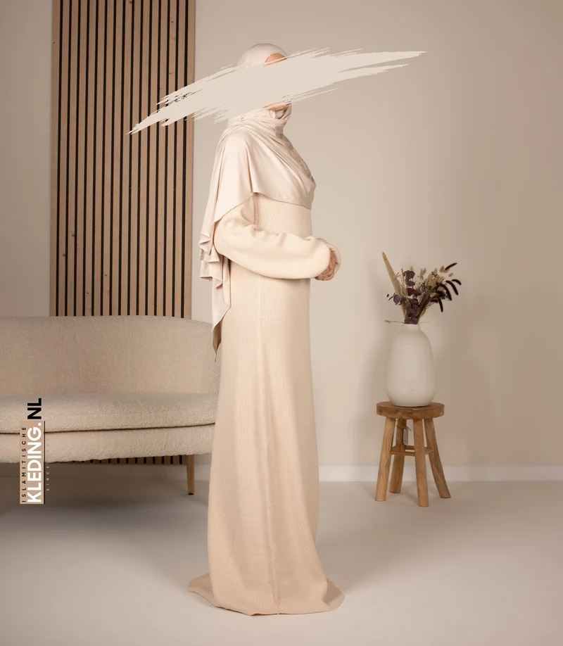 Yadamah Strickkleid