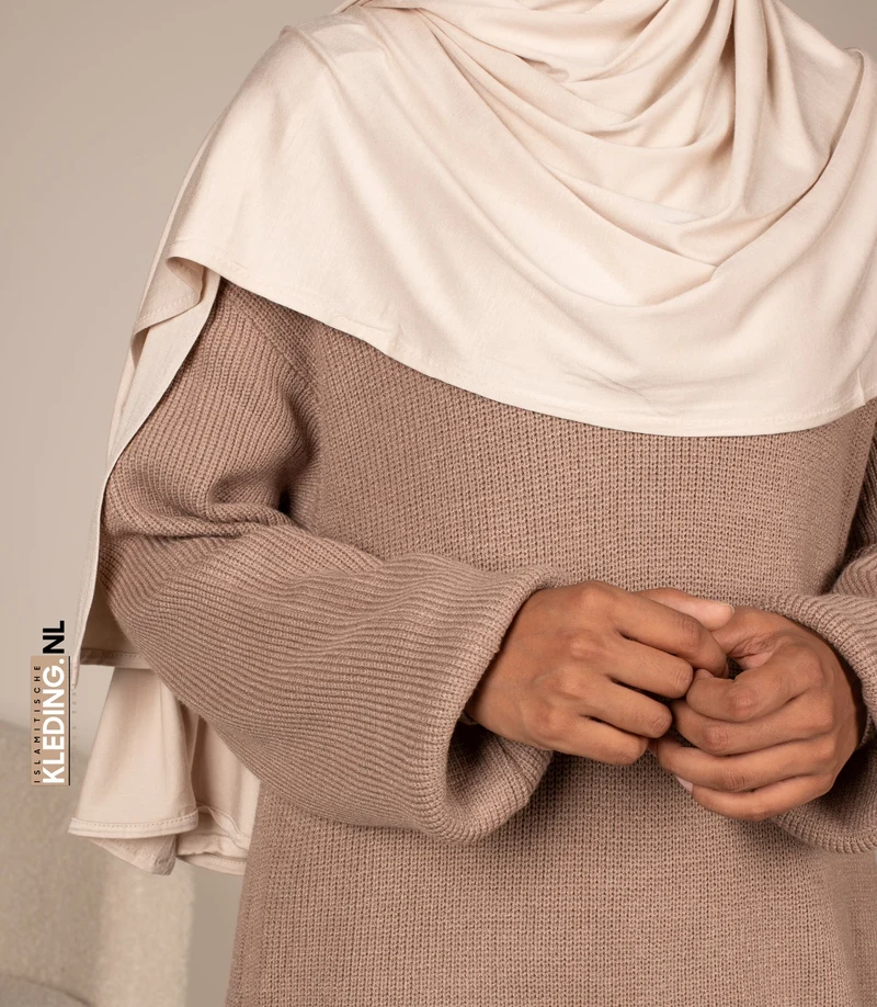Yadamah Strickkleid
