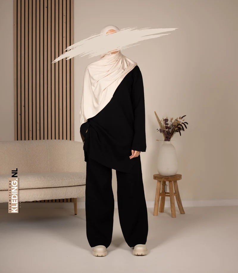 Amarah-Strickset