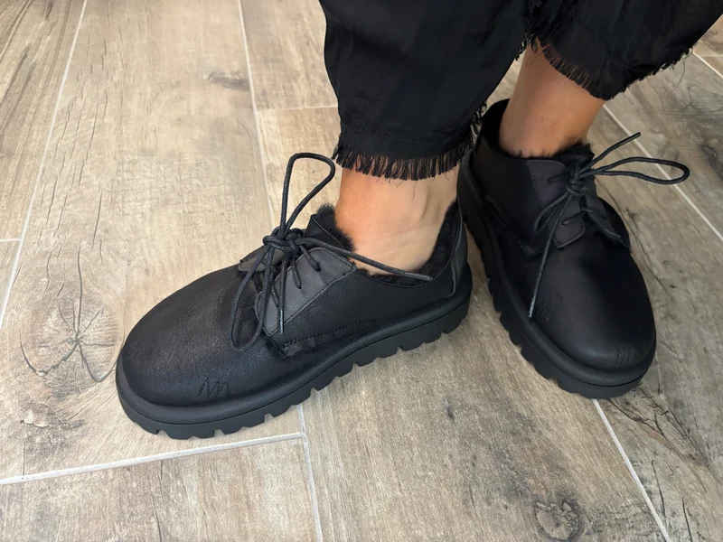 Papucei Lammfellschuhe