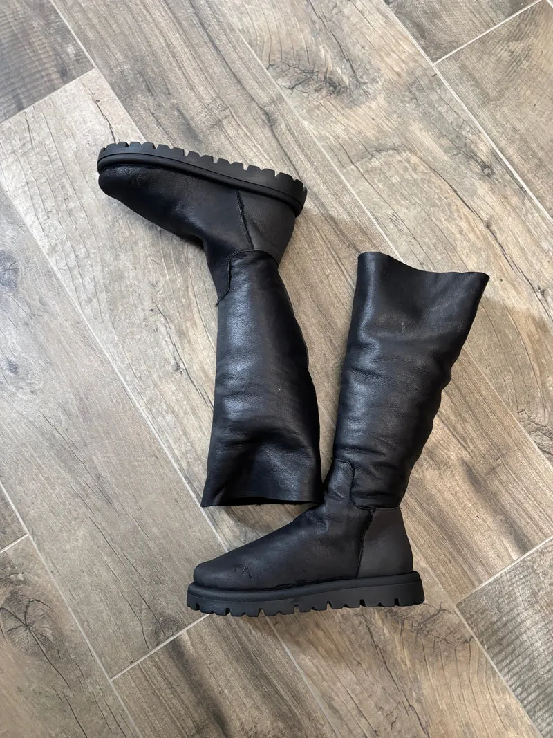Papucei Lammfell Stiefel