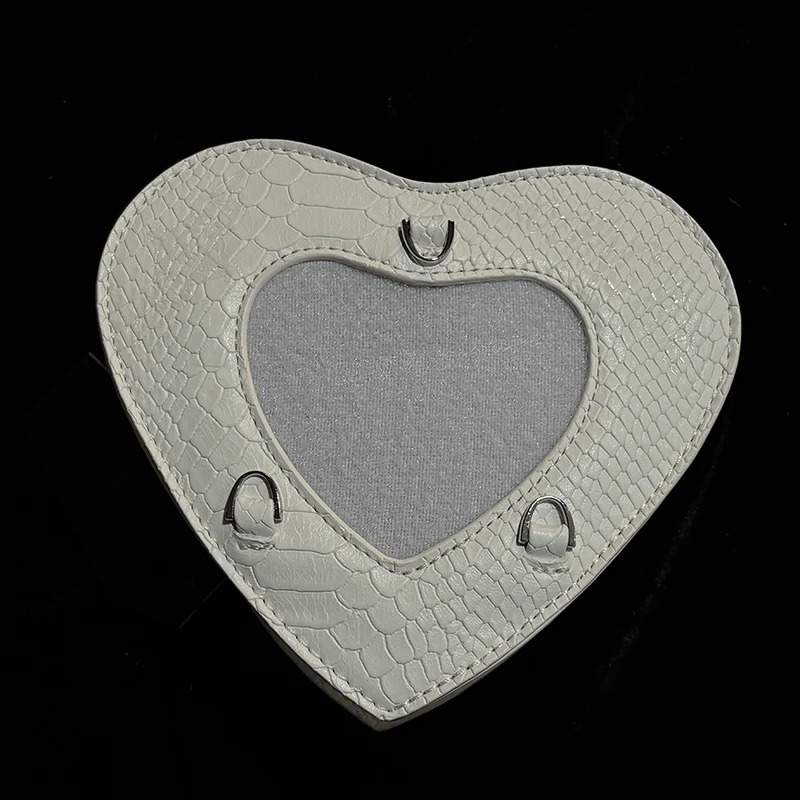 Gothic-Tasche für Damen, Teufelsauge, Fledermausflügel, Herz, Weiß