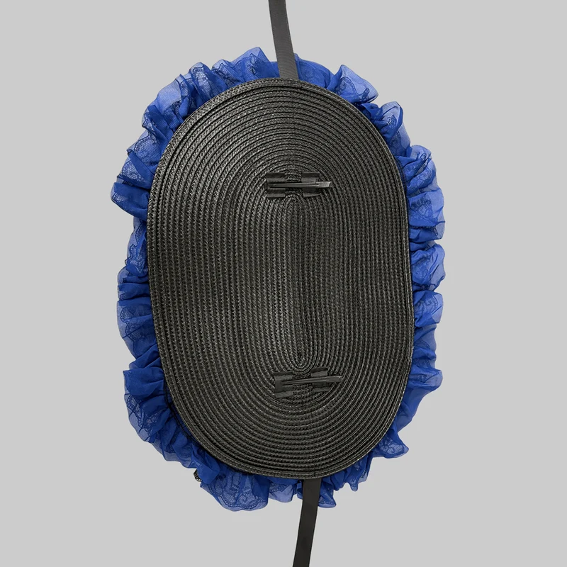 Gothic Lolita Damen-Lagenhaube mit Blumenmuster und Federn