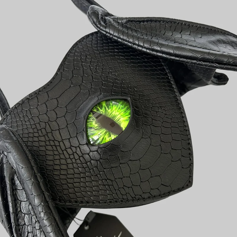 Gothic-Tasche für Damen, grün, Teufelsaugen-Fledermausflügel-Herz-Design, schwarz