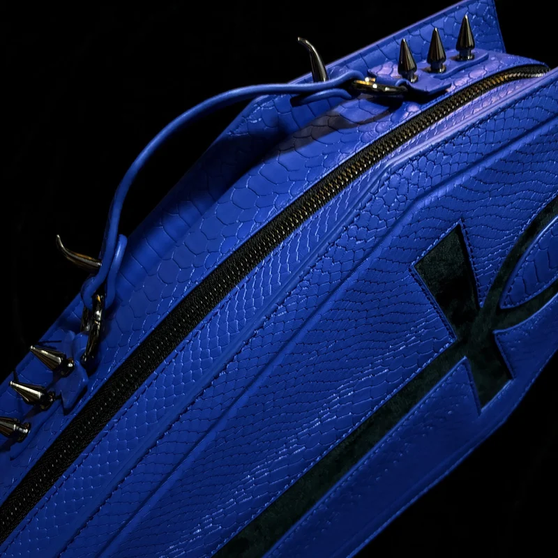 Gothic-Tasche für Damen, Fledermausflügel-Sargform, blau