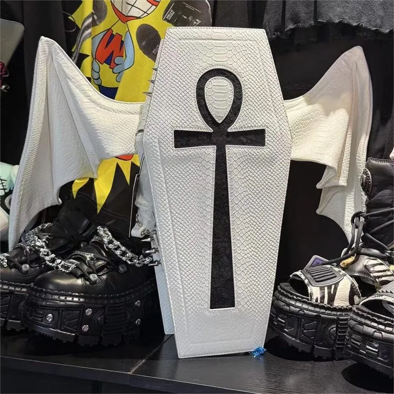 Gothic-Tasche für Damen mit Fledermausflügel-Kreuzmotiv, Sargform, Weiß-Schwarz