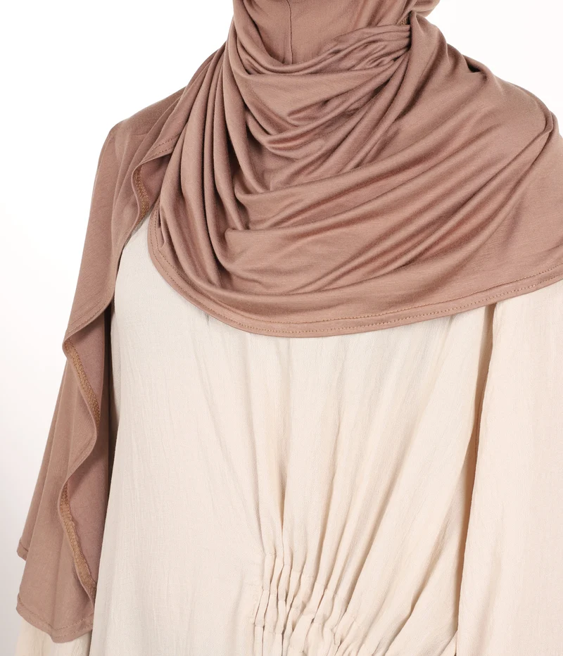 Viskose Instant Hijaab FNR – Warmes Taupe