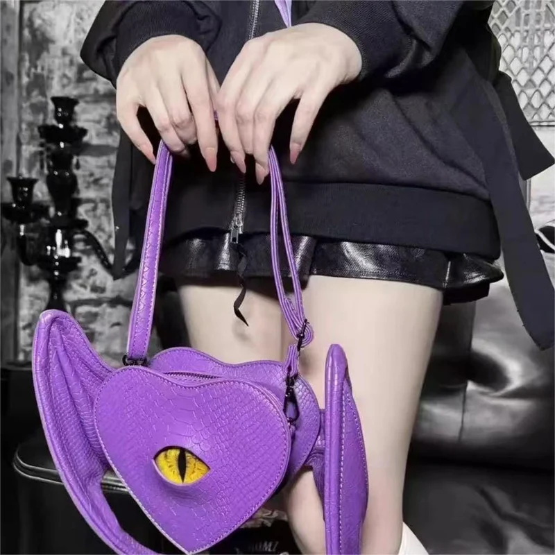 Gothic-Tasche für Damen, Teufelsauge, Fledermausflügel, Herz, Lila