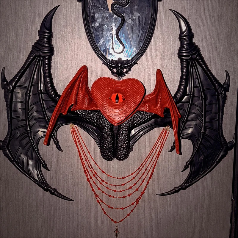 Gothic-Tasche für Damen, Teufelsauge, Fledermausflügel, Herz, Rot