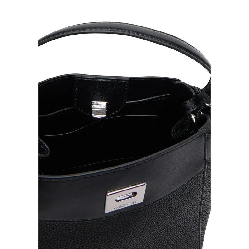 Calvin Klein Schwarze Damen-Umhängetasche aus Polyurethan