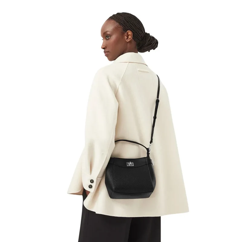 Calvin Klein Schwarze Damen-Umhängetasche aus Polyurethan