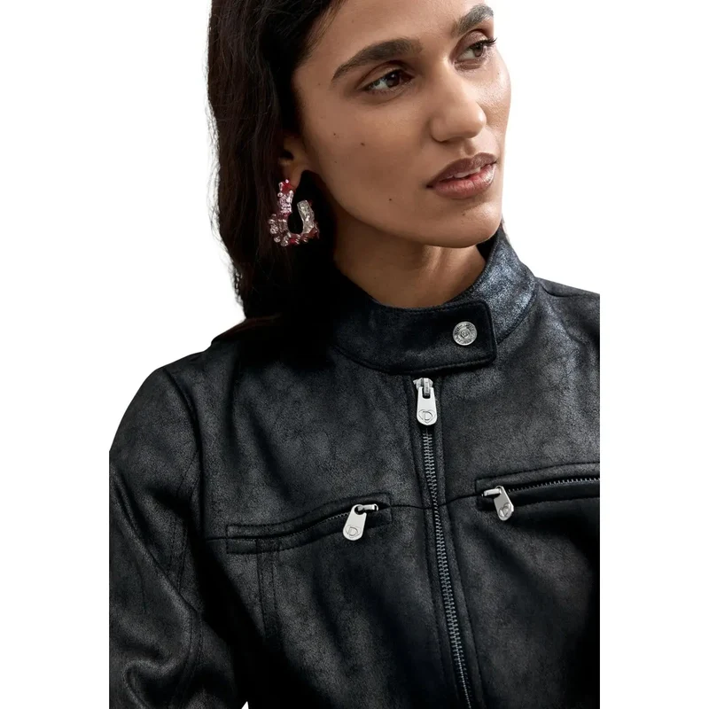 Desigual Damen Blazer Schwarzer Blazer mit Reißverschlusstasche und Mandarin-Tasche aus Polyester