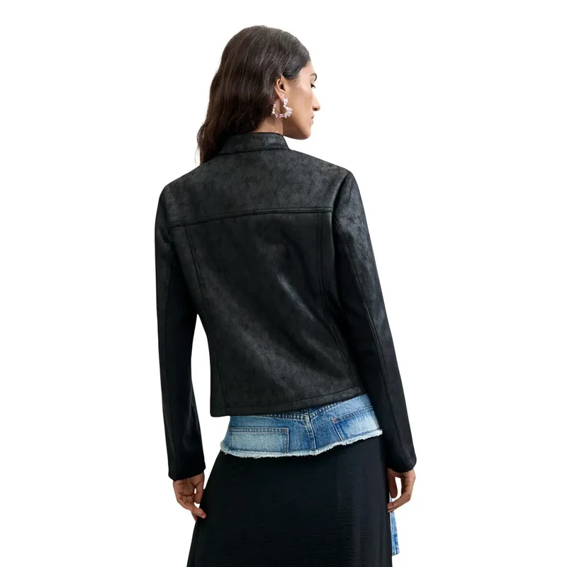 Desigual Damen Blazer Schwarzer Blazer mit Reißverschlusstasche und Mandarin-Tasche aus Polyester